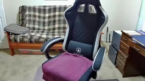 jimmy_d47 online show from 04-05-26, 11:51