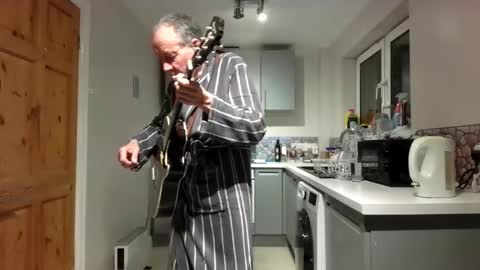 Jim Redgewell online show from 01-12-26, 05:40