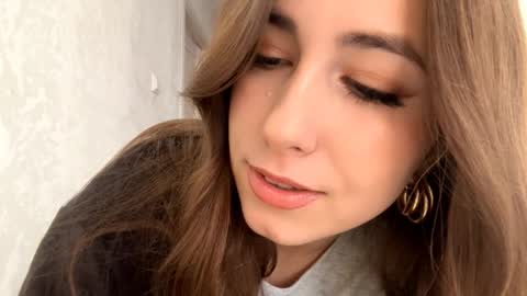 Kate online show from 12-19-25, 01:29