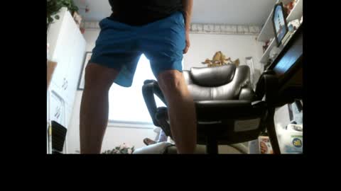 Snapshot of jimsundies chatting on 02-06-25, 02:37 jimwellhung online show from 02-06-25, 02:37