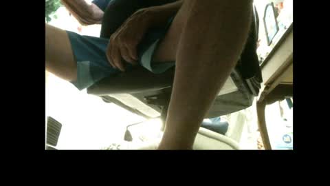 Snapshot of jimsundies chatting on 02-09-25, 04:14 jimwellhung online show from 02-09-25, 04:14