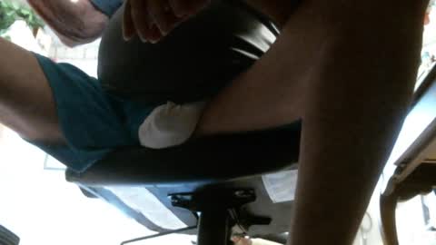 Snapshot of jimsundies chatting on 02-14-25, 02:54 jimwellhung online show from 02-14-25, 02:54
