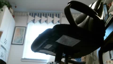 Snapshot of jimsundies chatting on 02-17-25, 01:53 jimwellhung online show from 02-17-25, 01:53