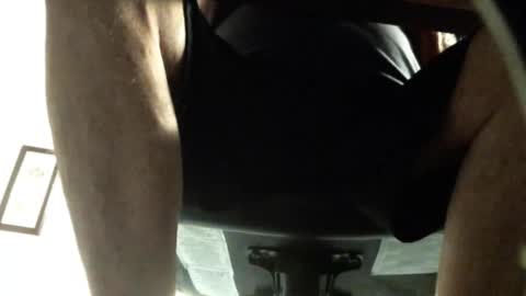 Snapshot of jimsundies chatting on 10-08-25, 03:15 jimwellhung online show from 10-08-25, 03:15