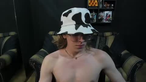 JinnBook online show from 02-26-25, 05:53