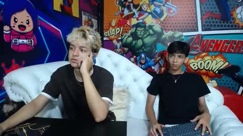 Snapshot of jisus_cat chatting on 09-12-25, 11:54 Jisus online show from 09-12-25, 11:54