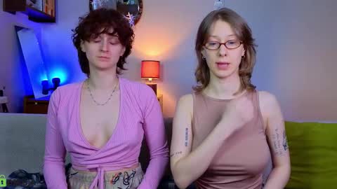 Hey Guys We are Julia ginger  Tina brunette online show from 01-16-26, 08:18