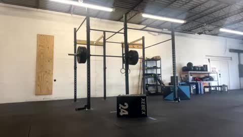 Snapshot of jitzgolfer chatting on 12-25-24, 06:09 jitzgolfer online show from 12-25-24, 06:09