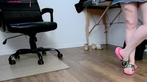 Snapshot of jjjust4fun1985 chatting on 02-26-26, 11:04 Nicole Allen online show from 02-26-26, 11:04