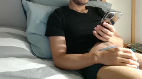 Snapshot of jjrod91 chatting on 02-07-25, 03:34 Jon online show from 02-07-25, 03:34