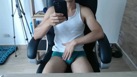 Snapshot of jjrod91 chatting on 09-20-25, 07:04 Jon online show from 09-20-25, 07:04