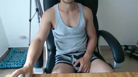 Snapshot of jjrod91 chatting on 11-03-25, 02:40 Jon online show from 11-03-25, 02:40