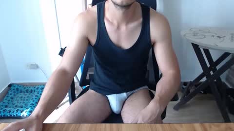 Snapshot of jjrod91 chatting on 11-07-25, 07:25 Jon online show from 11-07-25, 07:25