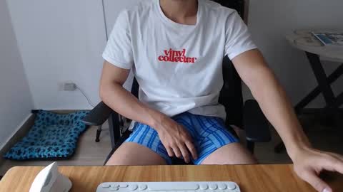 Snapshot of jjrod91 chatting on 12-05-25, 06:48 Jon online show from 12-05-25, 06:48