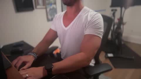 JJ online show from 05-19-26, 04:19