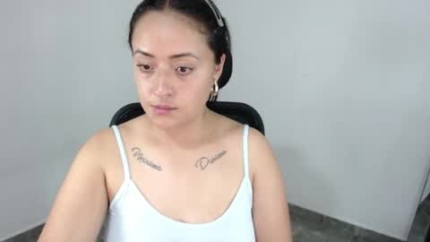 Snapshot of jjulietha95 chatting on 06-17-26, 09:16 Julieta online show from 06-17-26, 09:16