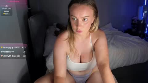 Snapshot of jjulietterose chatting on 07-24-26, 08:18 Juliette Rose online show from 07-24-26, 08:18