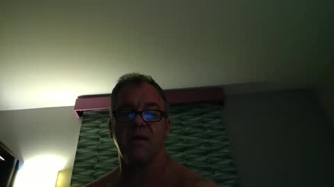 jkelly92081bean online show from 10-20-25, 01:50