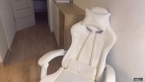 jkqqq online show from 10-29-25, 06:09