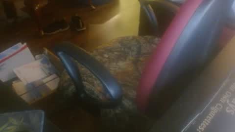 Snapshot of jksurf chatting on 12-27-24, 09:22 me online show from 12-27-24, 09:22