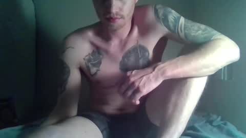 Snapshot of jl895551 chatting on 10-25-25, 04:09 jl895551 online show from 10-25-25, 04:09