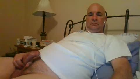 Snapshot of jmichael50 chatting on 01-04-25, 05:37 jmichael50 online show from 01-04-25, 05:37