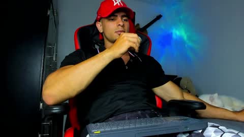 IGJmortton online show from 04-10-26, 01:55