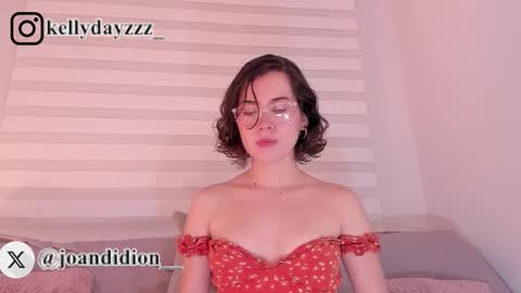 Joan Didion online show from 11-26-25, 06:25