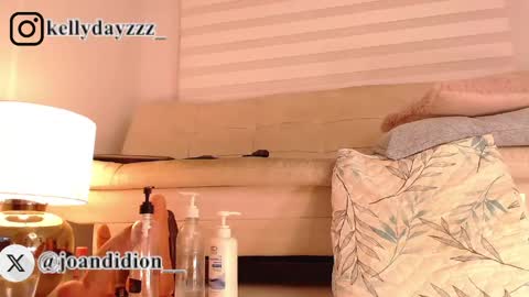 Snapshot of joan_didion chatting on 05-13-26, 04:54 Joan Didion online show from 05-13-26, 04:54