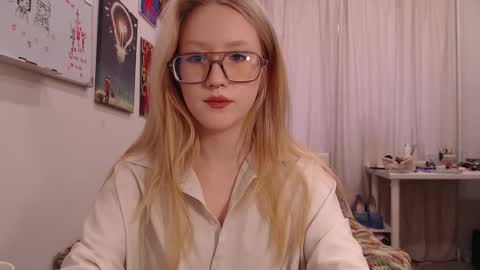 joan_kiss online show from 10-01-25, 12:55