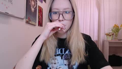 Snapshot of joan_kiss chatting on 03-16-26, 12:42 joan_kiss online show from 03-16-26, 12:42