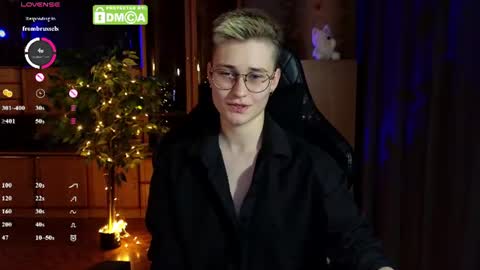 Snapshot of joan_night chatting on 06-22-26, 07:00 J online show from 06-22-26, 07:00