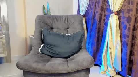 JOAN SAENZ online show from 02-24-25, 01:13