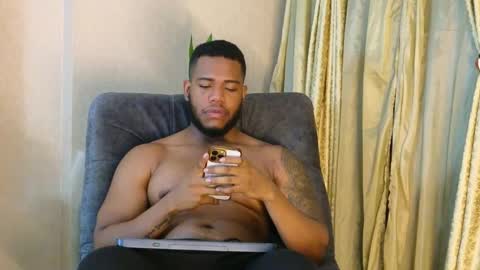 JOAN SAENZ online show from 09-25-25, 03:32