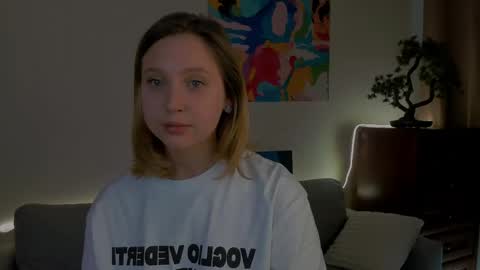 joana_beatris online show from 04-21-26, 12:00