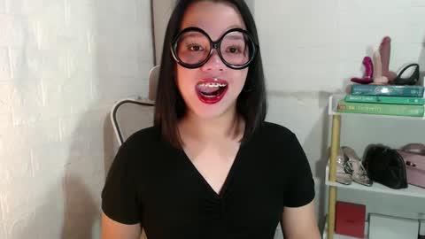 Joana online show from 12-30-24, 01:26