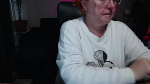 Joanna and Greg online show from 10-17-25, 08:17