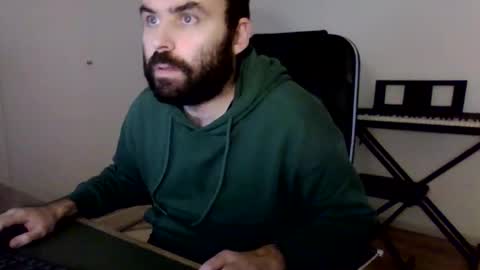 joaodias_18 online show from 02-12-26, 05:52