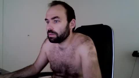 joaodias_18 online show from 04-13-26, 12:21