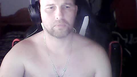 Snapshot of joaquin190 chatting on 06-18-26, 12:53 joaquin190 online show from 06-18-26, 12:53