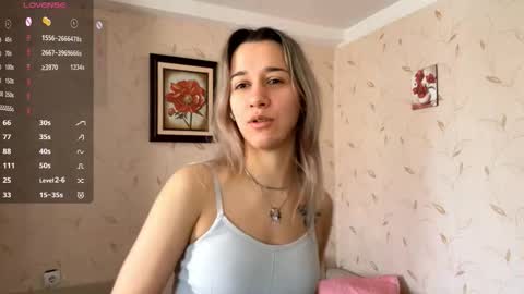 Snapshot of jodibonfield chatting on 02-10-26, 07:12 Aurora online show from 02-10-26, 07:12