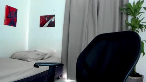 Snapshot of joe23___ chatting on 02-14-26, 01:52 Joe online show from 02-14-26, 01:52