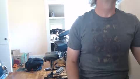 Snapshot of joebo7575 chatting on 10-01-25, 04:02 joebo7575 online show from 10-01-25, 04:02