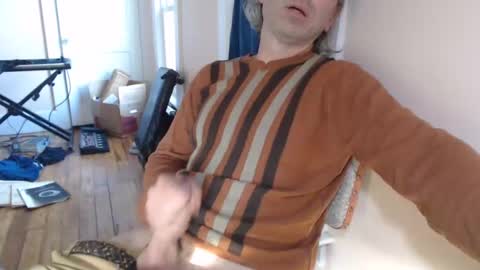 Snapshot of joebo7575 chatting on 11-07-25, 09:26 joebo7575 online show from 11-07-25, 09:26