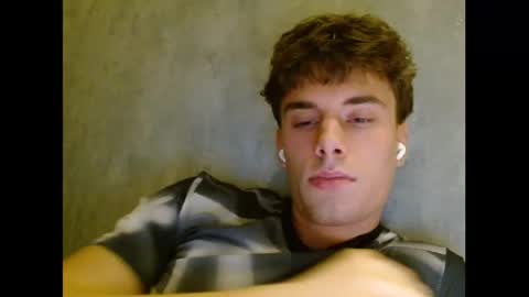 Snapshot of joel_friendly chatting on 03-09-26, 08:57 JOEL online show from 03-09-26, 08:57