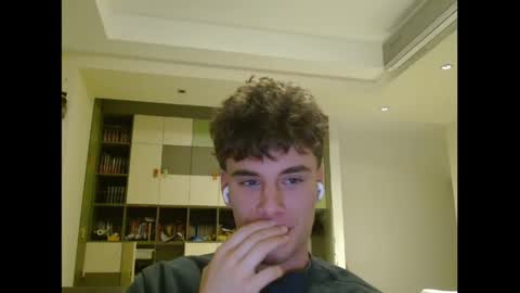 Snapshot of joel_friendly chatting on 03-15-26, 09:32 JOEL online show from 03-15-26, 09:32