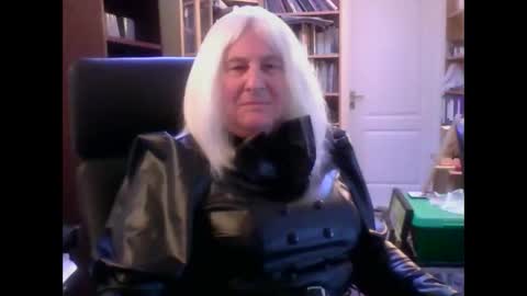Snapshot of joelatex chatting on 12-19-24, 02:13 Joelatex online show from 12-19-24, 02:13