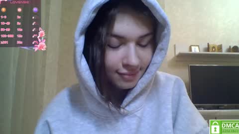 Jennifer online show from 04-27-26, 06:39