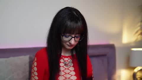  Joelle  online show from 11-11-25, 09:15