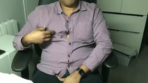 Snapshot of joeshades21 chatting on 01-13-25, 07:31 joeshades21 online show from 01-13-25, 07:31